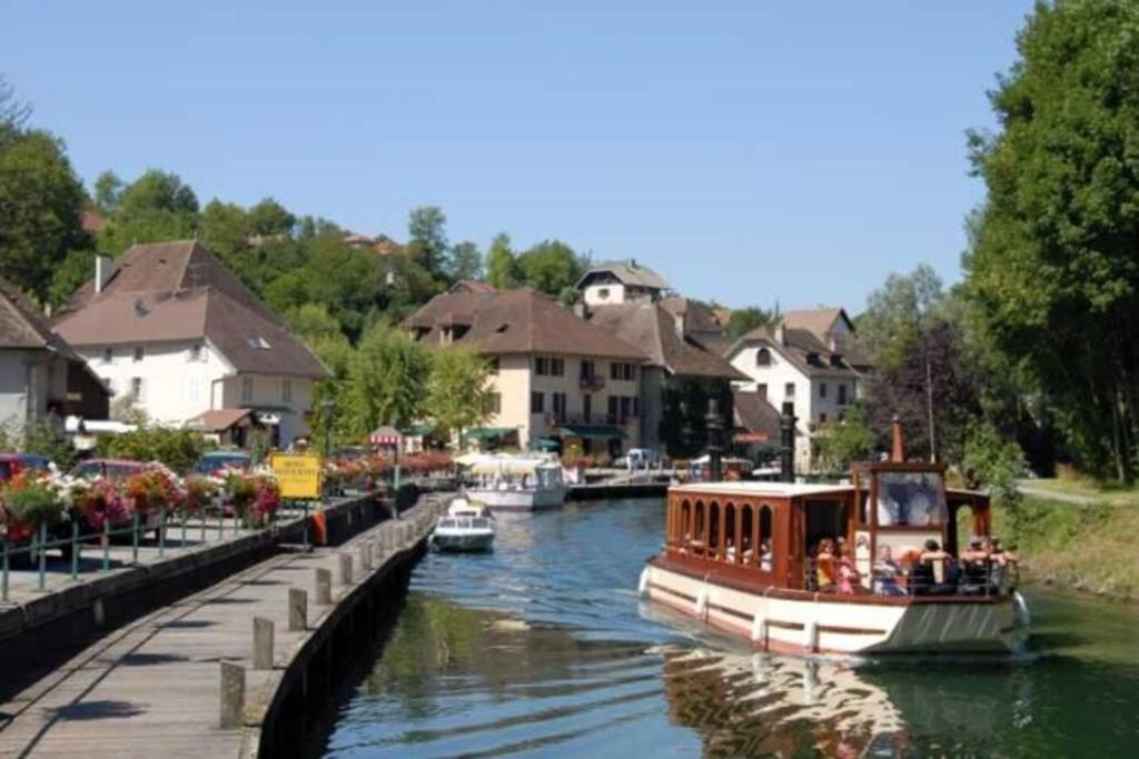 Le Portougais, Chalet A Chanaz, La Petite Venise Savoyarde Екстер'єр фото