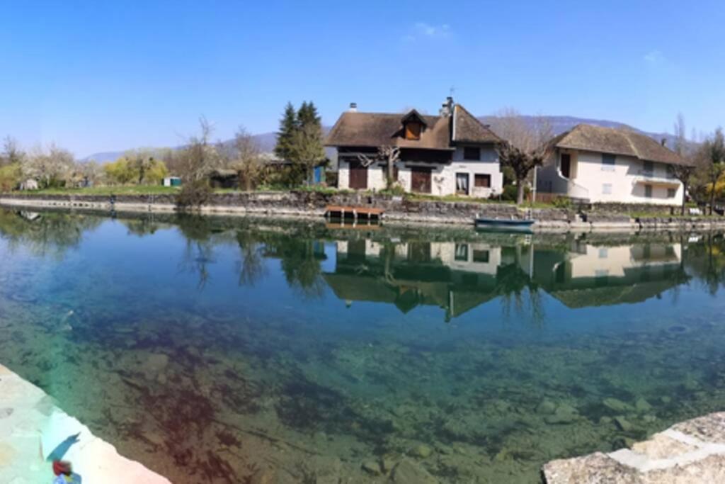 Le Portougais, Chalet A Chanaz, La Petite Venise Savoyarde Екстер'єр фото