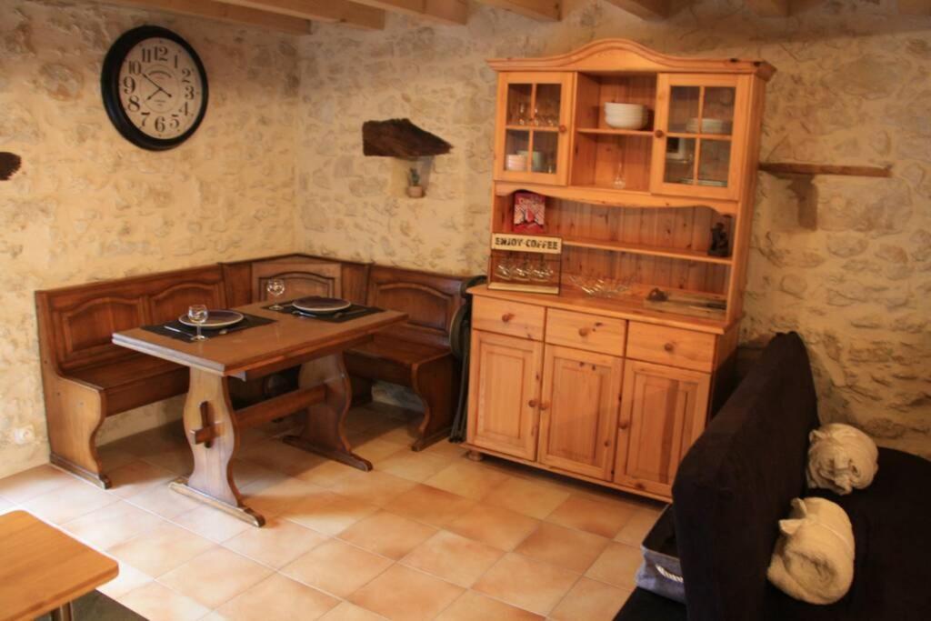 Le Portougais, Chalet A Chanaz, La Petite Venise Savoyarde Екстер'єр фото