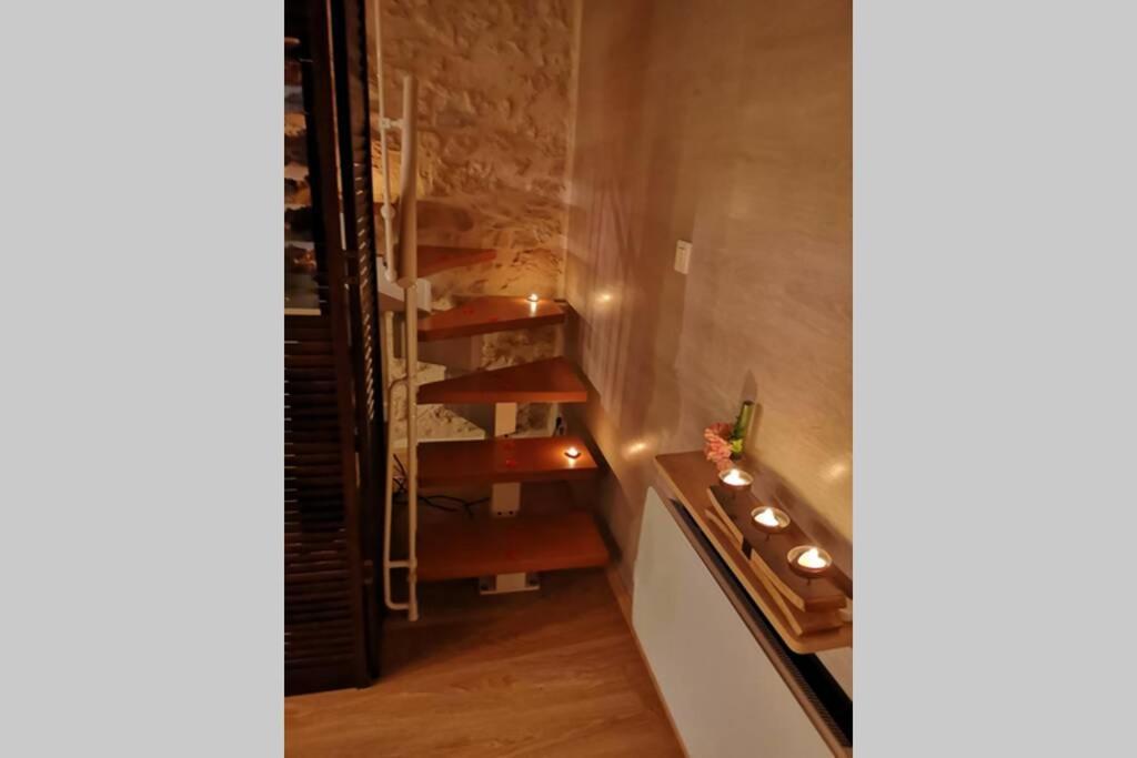 Le Portougais, Chalet A Chanaz, La Petite Venise Savoyarde Екстер'єр фото